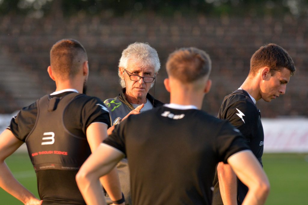 380882615 1049048326311010 4478894052071637942 N 1024x683