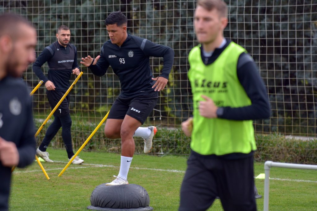 422386647 1133186704563838 6796298670585314771 N 1024x683