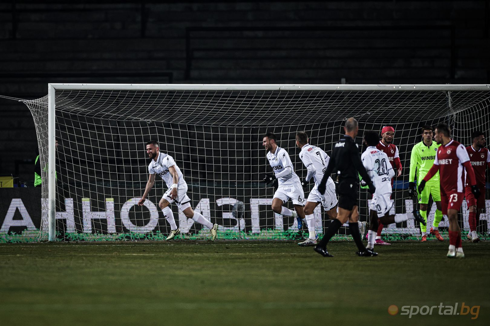 7158a731 A903 45ce Ad67 31cb3e7b7adc