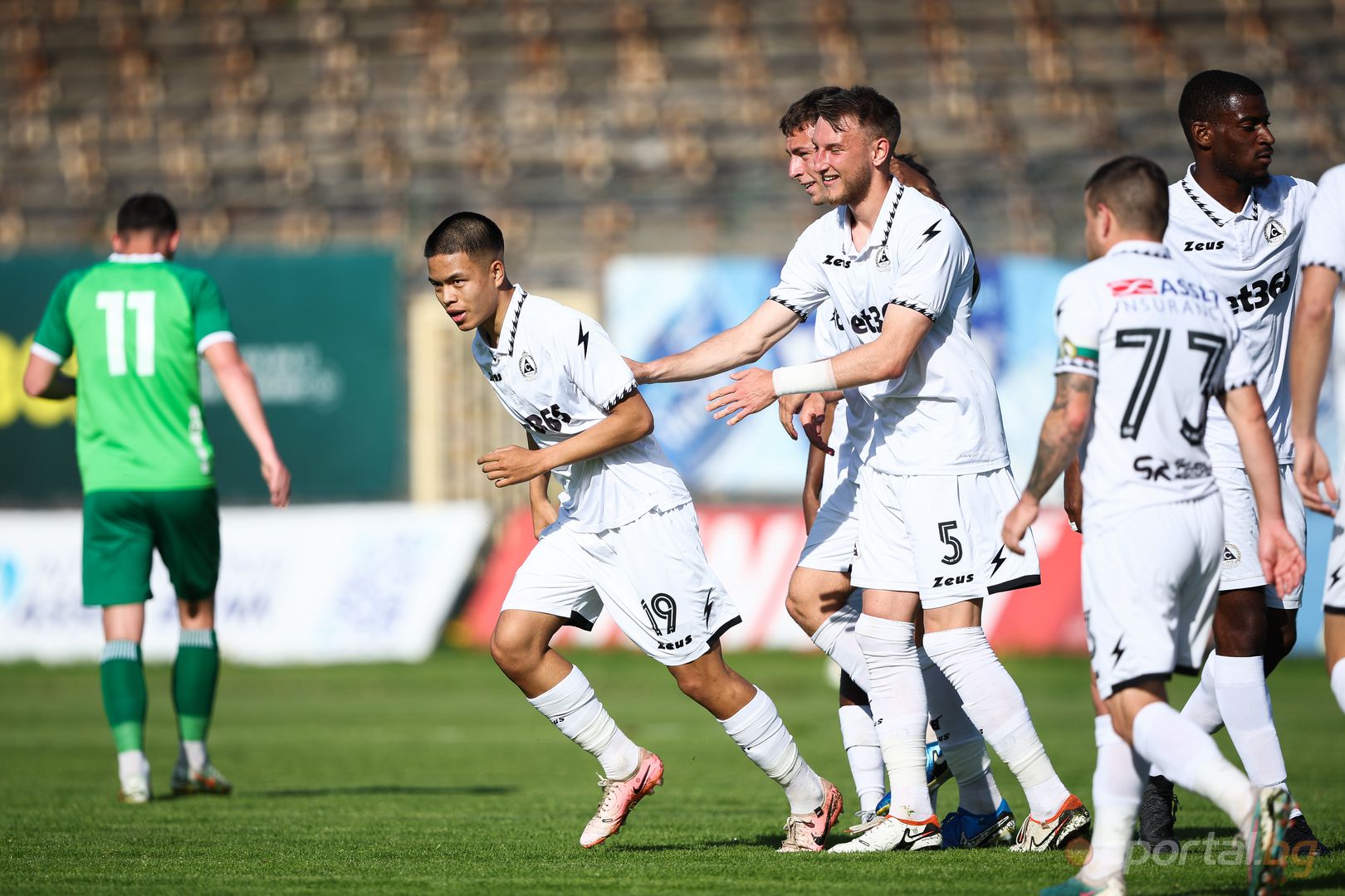 B41ce927 Cdfc 42f2 Aee1 866d55c108cf