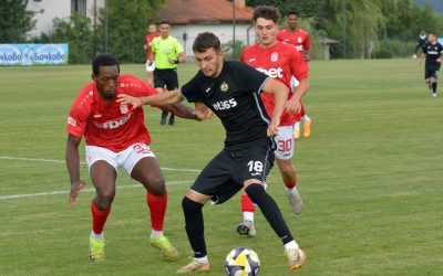 Поражение в първата проверка в Банско