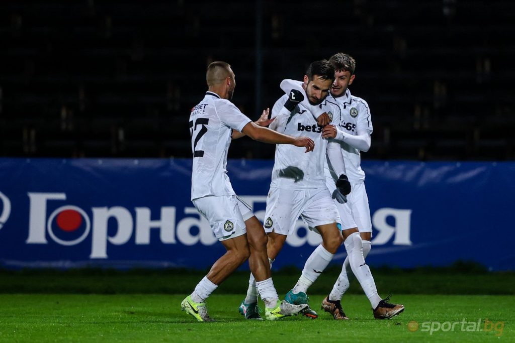 Ff78fb76 6c8e 43b0 B4dc 818aa5afe5c5 1024x683