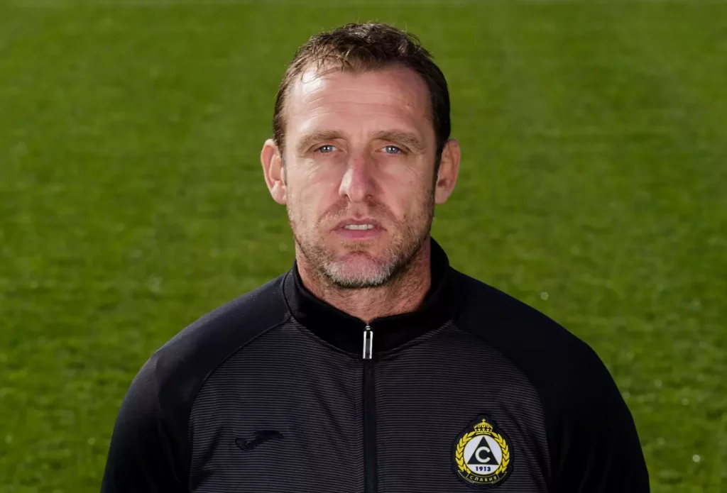 Отборът ни изгражда характер, заяви треньорът на вратарите Радостин Станев Radostss.l 1024x695