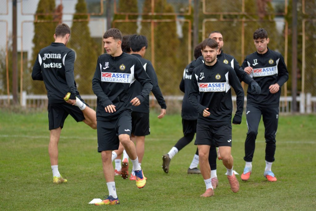 599951092 1674930677056102 645079483955023249 N 1 1024x683